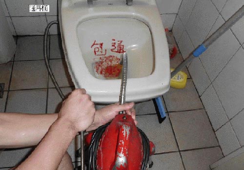 专业下水道疏通,马桶,抽粪,清理化粪池,高压清洗