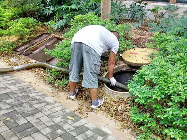 化粪池专业清掏