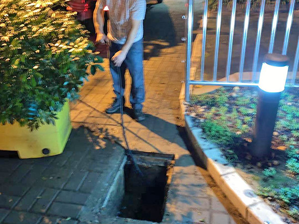 厕所疏通管道