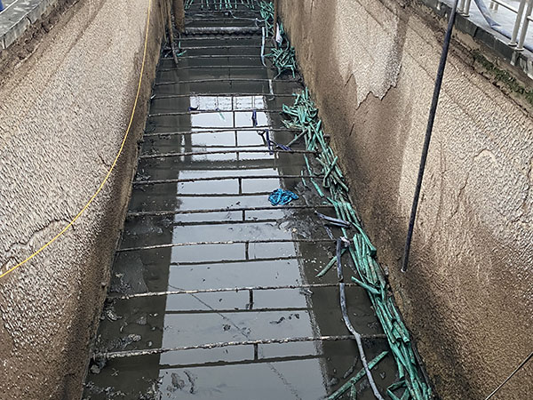 高压车疏通下水道