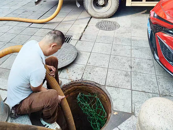 污水池清理